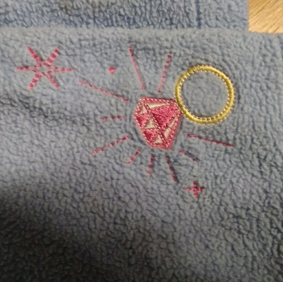 Girls Disney Robe - Picture 7 of 8